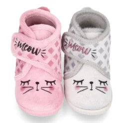 Botita casa niños GATITO sin cordones.