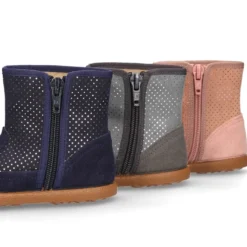 Botita con cremallera y ESTRELLAS en serratex.