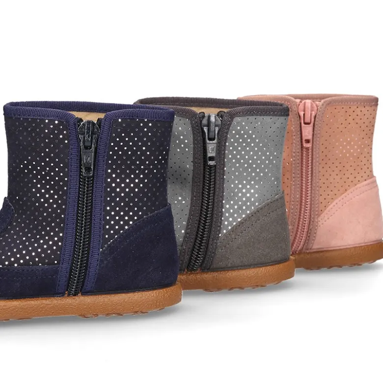 Botita con cremallera y ESTRELLAS en serratex.