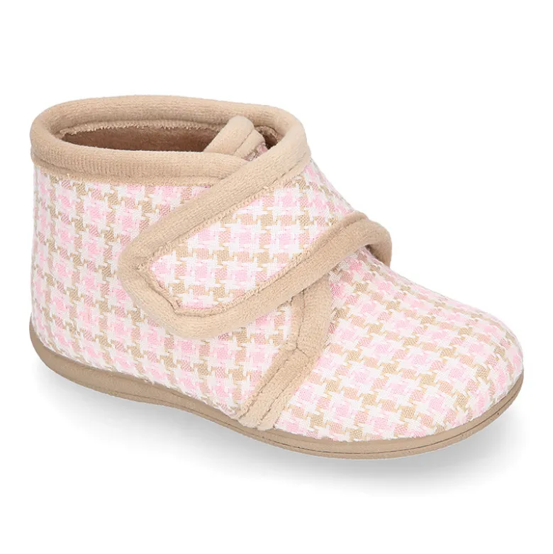 Botita de casa niños sin cordones en lana con CUADROS.