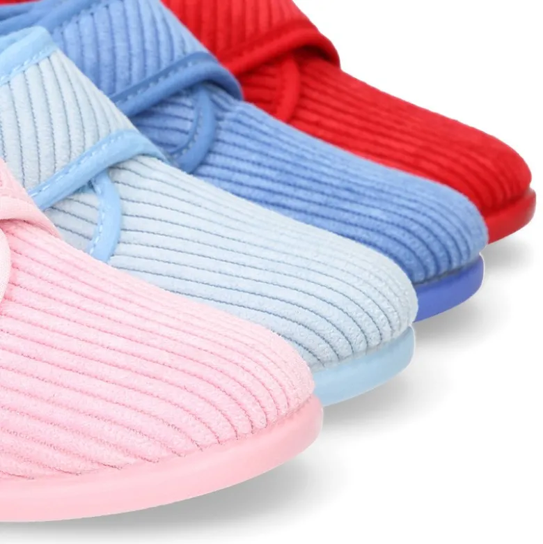 Botita de casa niños sin cordones pana fina.