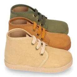 Botita niños CASUAL con cordones en Serratex.