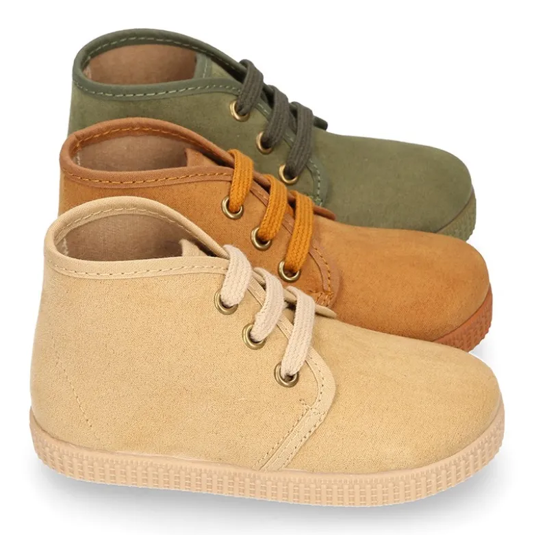 Botita niños CASUAL con cordones en Serratex.