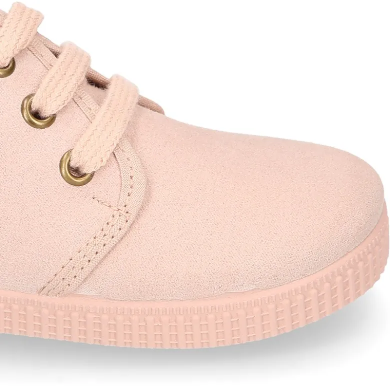 Botita niños CASUAL con cordones en Serratex en colores pasteles.