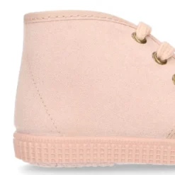Botita niños CASUAL con cordones en Serratex en colores pasteles.