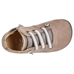 Botita niño sport con puntera y talonera con cordones elásticos en serraje.