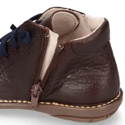 Botita niños SPORT con cremallera y cordones elásticos en piel.