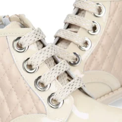 Botita ROCKERA niña con cordones metalizados en piel charol BEIGE.