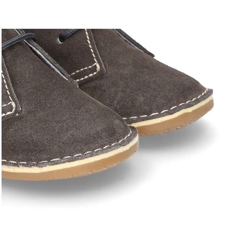 Botita Safari bebé con cordones y suela SUPER FLEXIBLE en piel serraje.