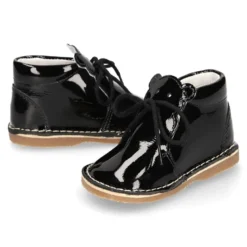 Botita Safari bebé osito con suela SUPER FLEXIBLE en piel charol NEGRO.