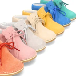 Botita Safari bebé osito con suela SUPER FLEXIBLE en piel serraje en colores pasteles.