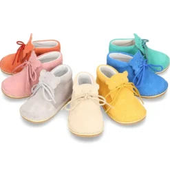 Botita Safari bebé osito con suela SUPER FLEXIBLE en piel serraje en colores pasteles.
