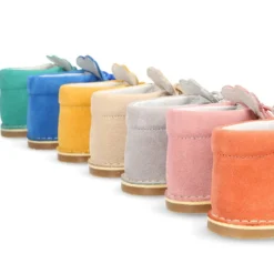 Botita Safari bebé osito con suela SUPER FLEXIBLE en piel serraje en colores pasteles.
