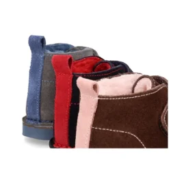 Botita safari niños sin cordones con BORREGO interior en piel serraje.
