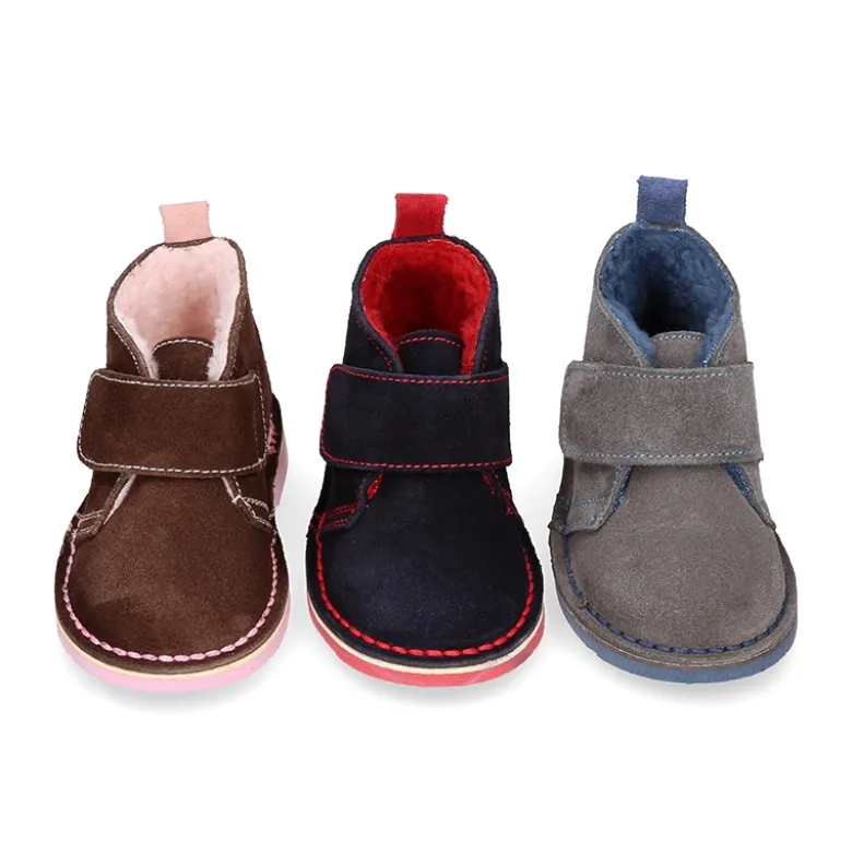Botita safari niños sin cordones con BORREGO interior en piel serraje.