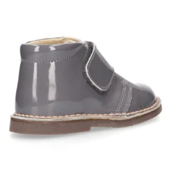 Botita safari niños sin cordones en piel CHAROL.