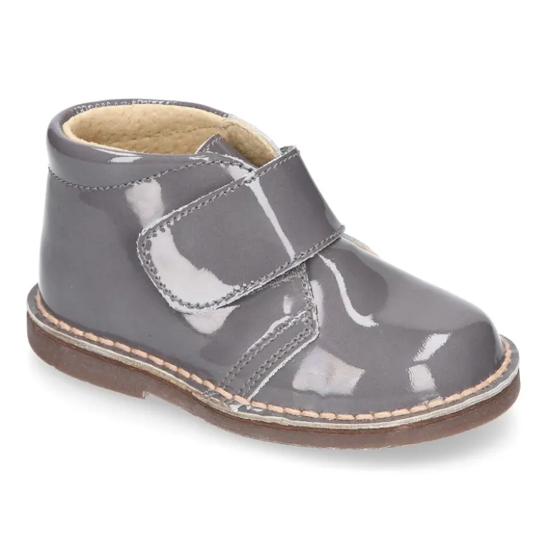 Botita safari niños sin cordones en piel CHAROL.
