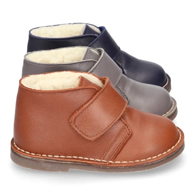 Botita safari niños sin cordones con BORREGO interior en piel EXTRA SUAVE.