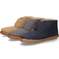 Botitas casual niño sin cordones en piel Serratex encerado.