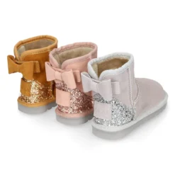 Botitas niña tipo Australianas niña en piel serraje con LAZO y GLITTER.
