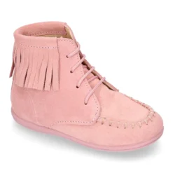 Botita tipo MOHICANA niña con cordones y flecos en piel serraje ROSA.