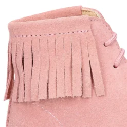 Botita tipo MOHICANA niña con cordones y flecos en piel serraje ROSA.