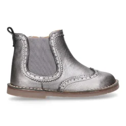 Botín Niños tipo blucher con picados en piel METALIZADA.