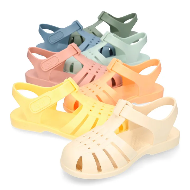 Cangrejera clásica niños en nuevos colores SÓLIDOS con cierre adherente para Playa y Piscina.