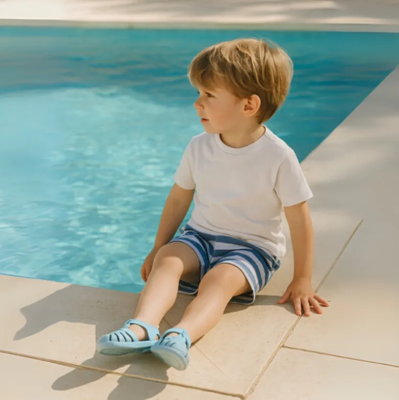Cangrejera clásica niños nuevos colores SÓLIDOS con cierre adherente para Playa y Piscina.