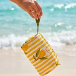 Colección Lemon Breeze Mediterráneo – Tote Bag + Neceseres Acolchados