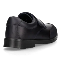 Colegial niños tipo Blucher sin cordones y con puntera reforzada en piel lavable.
