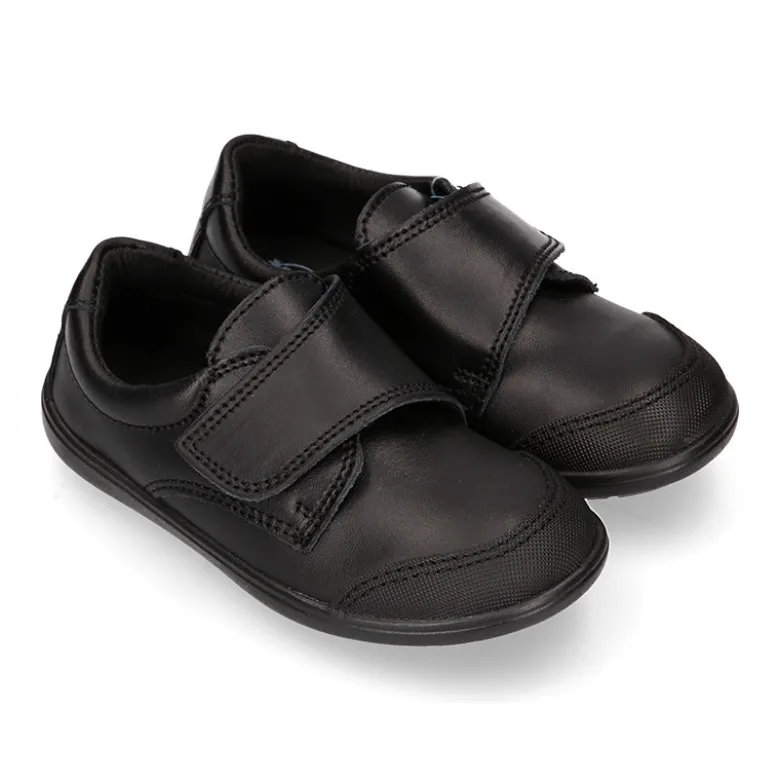 Colegial niños tipo Blucher sin cordones y con puntera reforzada en piel lavable.