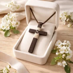 Cordón niño con Cruz de Madera para primera comunión.
