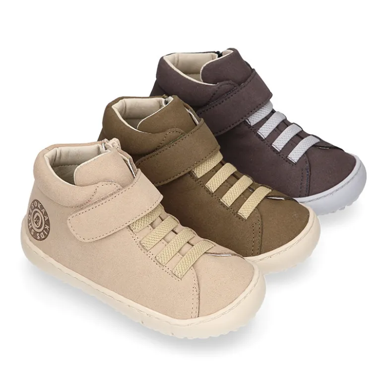 Deportiva alta niños BAREFOOT Okaa Flex con cordones elásticos y cremallera.