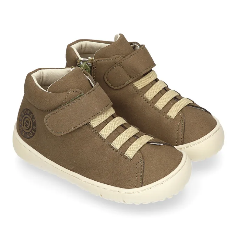 Deportiva alta niños BAREFOOT Okaa Flex con cordones elásticos y cremallera.