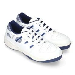 Deportiva colegial niños mayores con cordones.