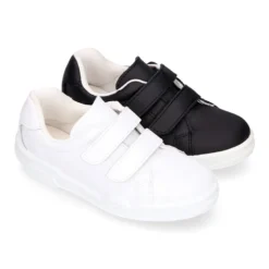 Deportiva colegial niños sin cordones en piel lavable.