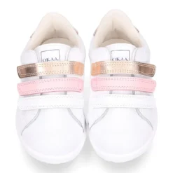 Deportiva niña sin cordones con triple cierre adherente combinado en piel lavable.