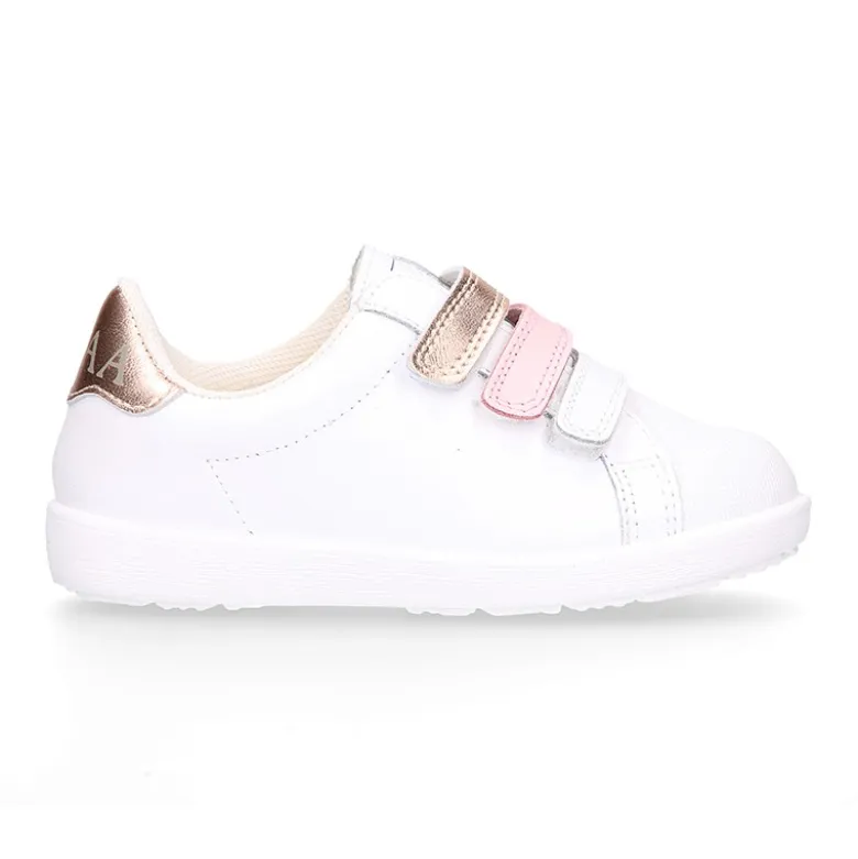 Deportiva niña sin cordones con triple cierre adherente combinado en piel lavable.