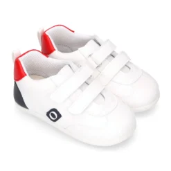 Deportiva niño OKAA FLEX sin cordones y drop cero en color Blanco.