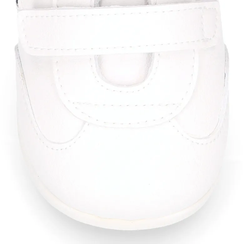 Deportiva niño OKAA FLEX sin cordones y drop cero en color Blanco.