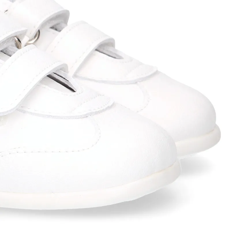 Deportiva niño OKAA FLEX sin cordones y drop cero en color Blanco.