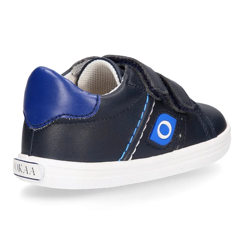 Deportiva niño OKAA FLEX sin cordones en color azul marino.
