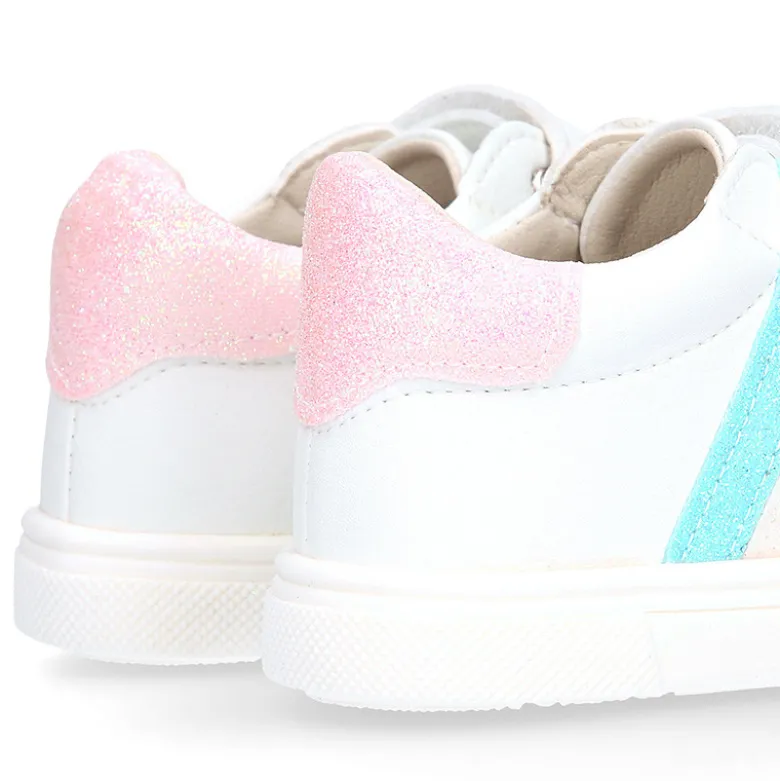 Deportiva niños Okaa Flex rayas laterales de colores. Modelo RESPETUOSO.