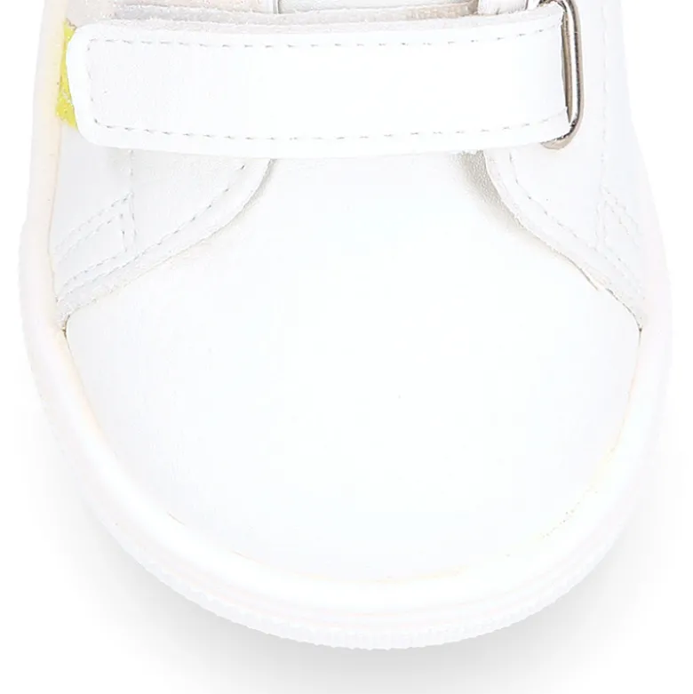 Deportiva niños Okaa Flex rayas laterales de colores. Modelo RESPETUOSO.