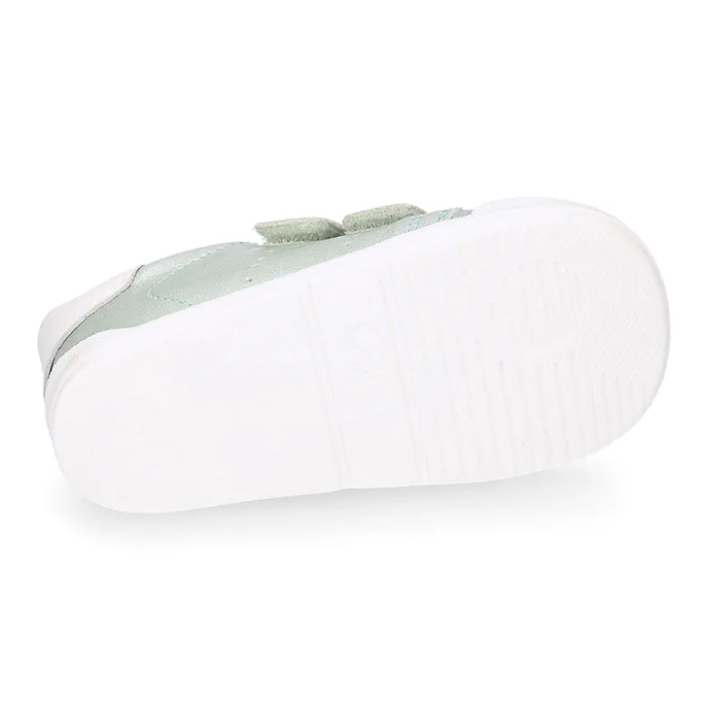 Deportivas niños Blanditos by Crio´s París sin cordones en piel laminada.
