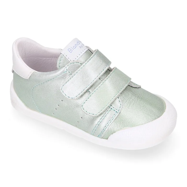 Deportivas niños Blanditos by Crio´s París sin cordones en piel laminada.