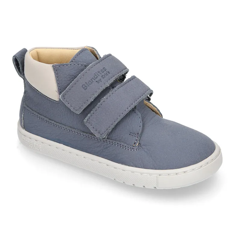 Deportivas niños tipo botitas de Blanditos by Crio´s en piel sin cordones.