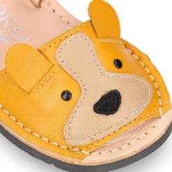 Menorquina niños PERRITO en piel suave y suela flexible.