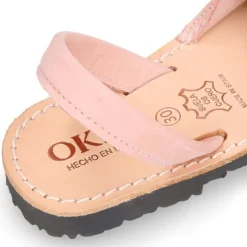 Menorquina niños tira en piel NOBUCK SUAVE en color rosa.